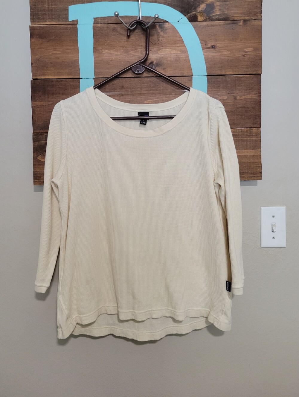Patagonia Cream 3/4 Long-Sleeve Waffle Knit Sustanable Organic Thermal Tee Large